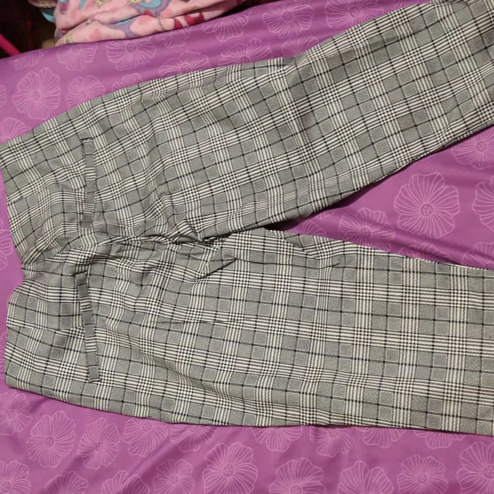 Pants - Picture 2 of 3